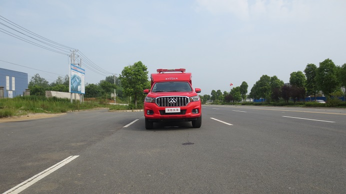 大通皮卡器材消防車(chē)圖片